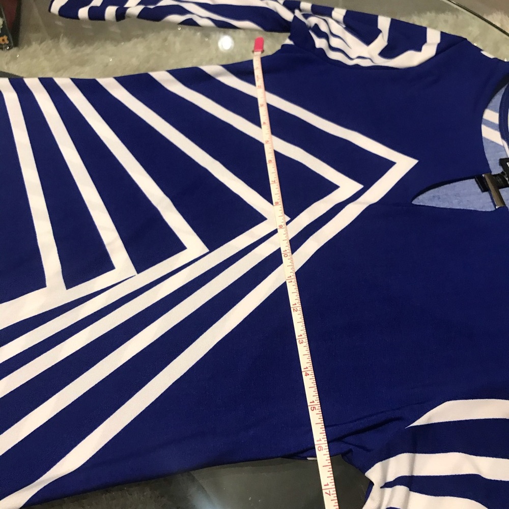 Lavanya Abstract Blue & White Dress: M - Picture 2 of 4